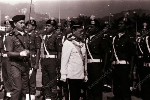 DATUK PATINGGI (DR) AHMAD ZAIDI ADRUCE