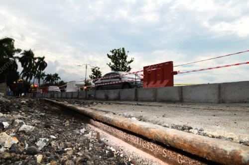 REL TROLI PENGANGKUT