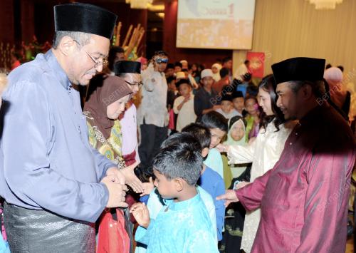 BERBUKA PUASA