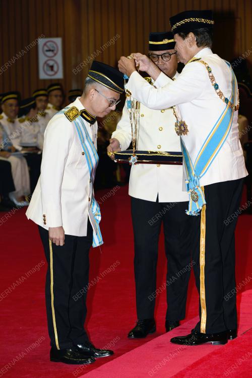 DATUK SERI FAHMI FADZIL