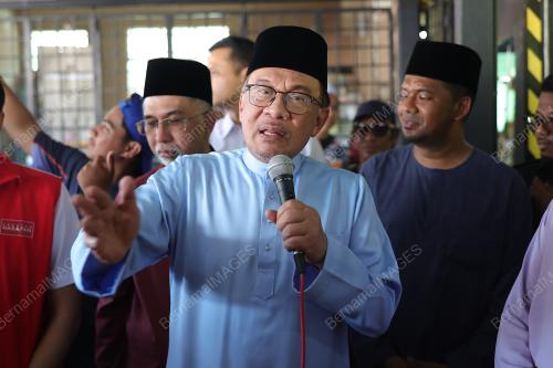 DATUK SERI ANWAR IBRAHIM