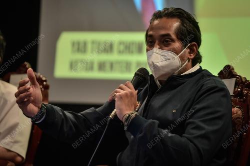 KHAIRY JAMALUDDIN
