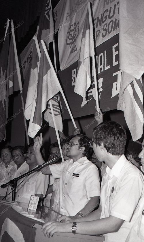 PG04_12012015_PERHIMPUNAN_ANTISOVIET