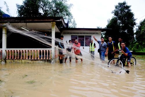 PG04_12052015_JALA_BANJIR