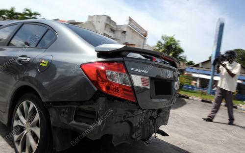 PG04_12082013_KERETA_ROSAK