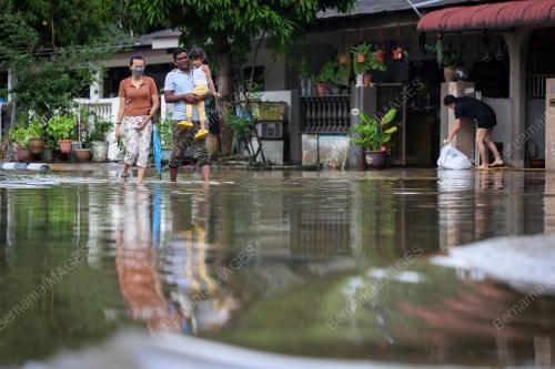 BANJIR_KILAT