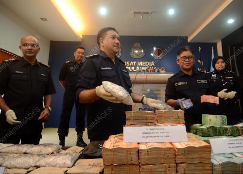 DATUK SAHABUDIN ABD MANAN