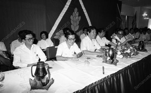PG04_13081984_GERAKAN