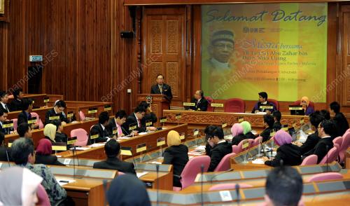 PG04_14032013_DIPERTUA_DEWAN