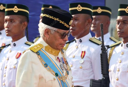 TUN AHMAD FUZI ABDUL RAZAK