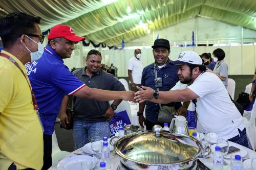 DATUK SERI REEZAL MERICAN NAINA MERICAN
