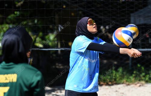 SUKMA BOLA TAMPAR PANTAI
