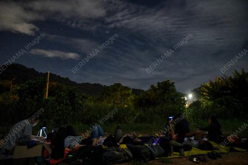 HUJAN METEOR