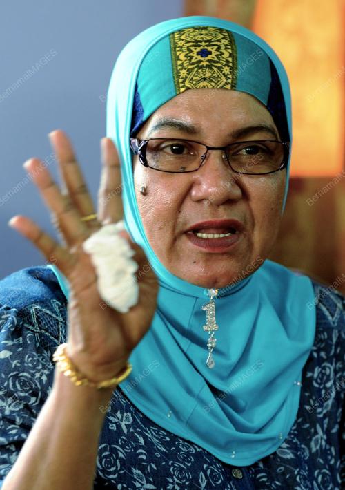 PG04_17042012_AMINAH