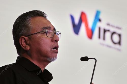 ADLY ZAHARI