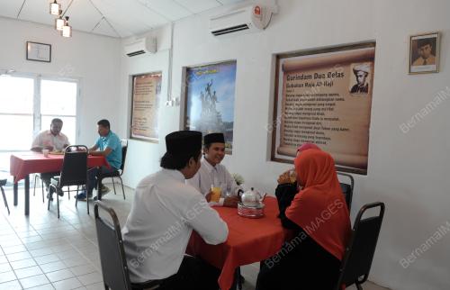 PG04_18022016_GURINDAM_KAFE