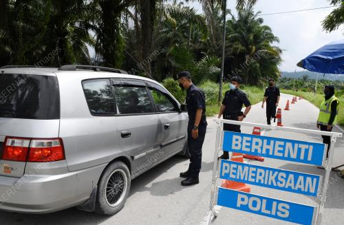 SEKATAN JALAN RAYA
