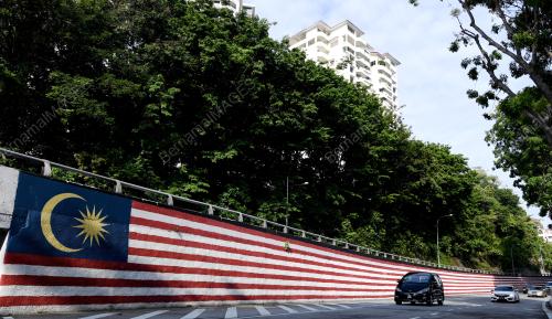 JALUR GEMILANG TERPANJANG
