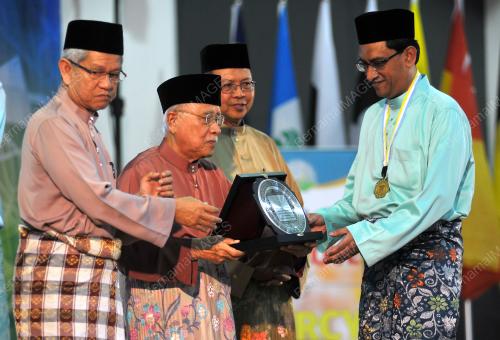 PG04_20112018_ANUGERAH