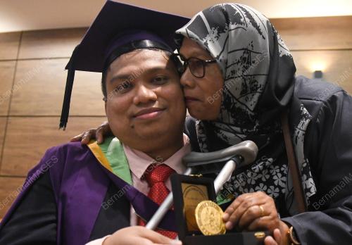 GRADUAN CEMERLANG USM