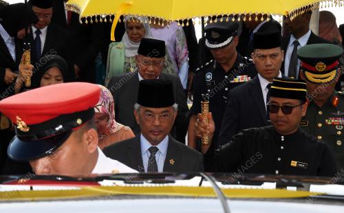 AGONG LAWAT PULAU PINANG