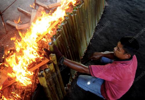 PG04_21062017_BAKAR_LEMANG
