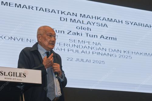 TUN ZAKI AZMI
