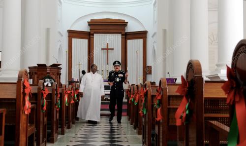 PG04_22122015_POLIS_GEREJA