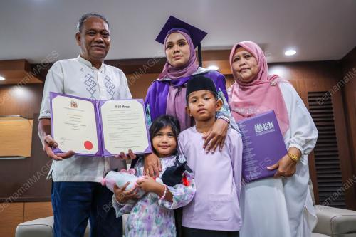 EZURIA EDORA DZAFRUL AKHTAR