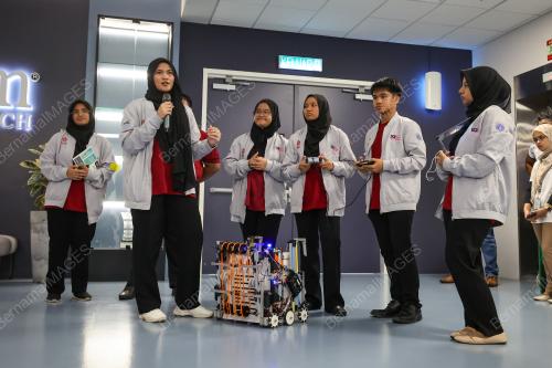 ROBOT_SAHUT