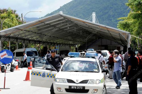 PG04_25042012_POLIS