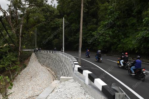 JALAN RAYA LALUAN FT006 BALIK PULAU- TELUK BAHANG
