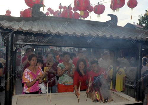PG04_27012017_KUNJUNGI_TOKONG