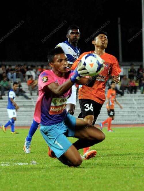 PG04_2702125_PENJAGA_GOL_27022015