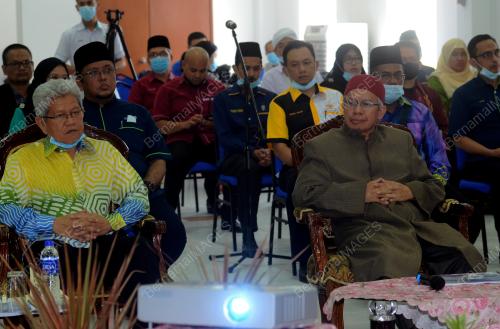 SENATOR DATUK SERI DR ZULKIFLI MOHAMAD AL-BAKRI