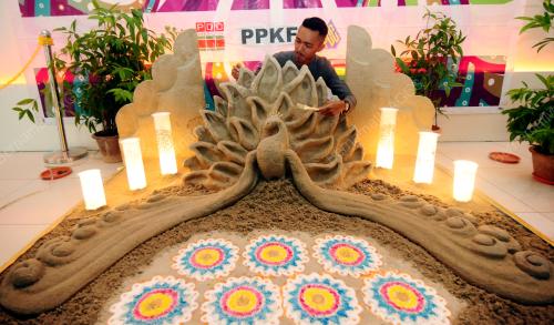 PG04_27102016_PERAYAAN_DEEPAVALI