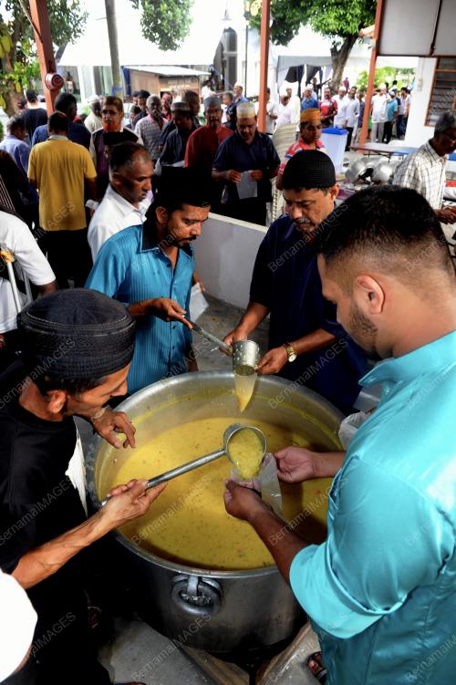 PG04_28052017_BUBUR_PUASA