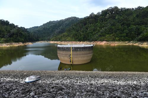EMPANGAN AIR ITAM