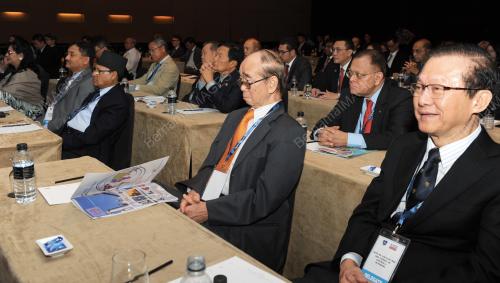 PG04_29112016_CONFERENCE