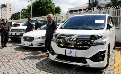 PG05_00617_KERETA_20062017
