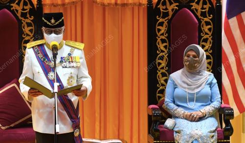 TUN AHMAD FUZI ABDUL RAZAK