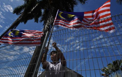 PG05_01082018_PELAJAR_BENDERA