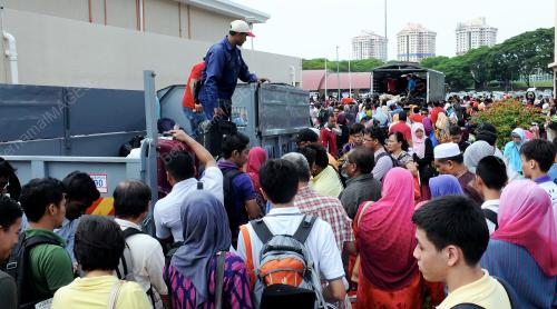 PG05_01092012_PELAJAR_BEG
