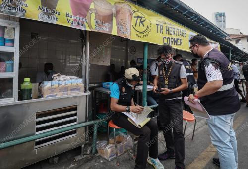 GERAI ROTI CANAI DIARAH TUTUP