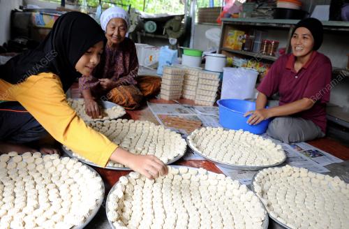 PG05_02082013_PUTU_KACANG