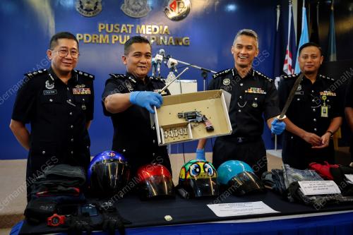 POLIS TUMPAS GENG SAMUN