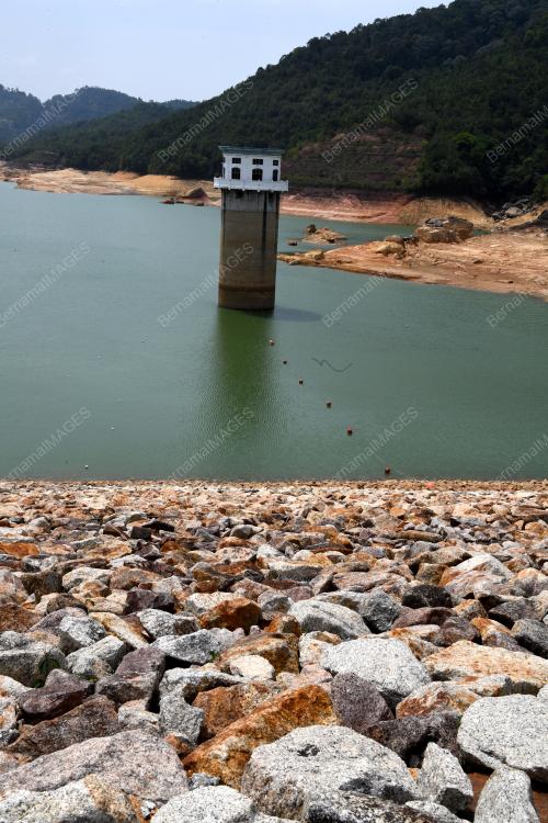 EMPANGAN TELUK BAHANG