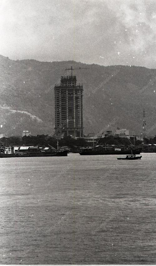 KOMPLEKS TUN RAZAK