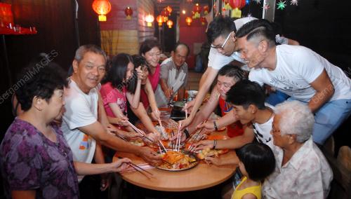 PG05_07022016_MAKAN_BESAR