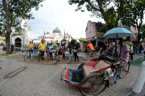 KAYUHAN WARISAN